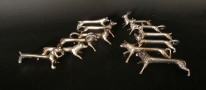 null Douze PORTE-COUTEAUX en métal argenté en forme d'animaux, renard, lièvre, écureuil,...