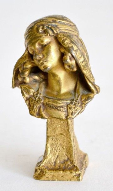 null Louis Ernest BARRIAS (1841-1905). Jeune fille de Bou Saada. Epreuve en bronze...