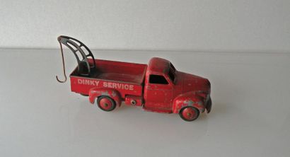 null DINKY TOYS FRANCE. Studebaker dépanneuse DINKY SERVICE, rouge (cabine type 2...