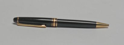 null MONTBLANC. Stylo bille.
