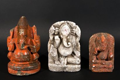 Petite mérti Ganesh en pierre peinte. Inde,13,5...