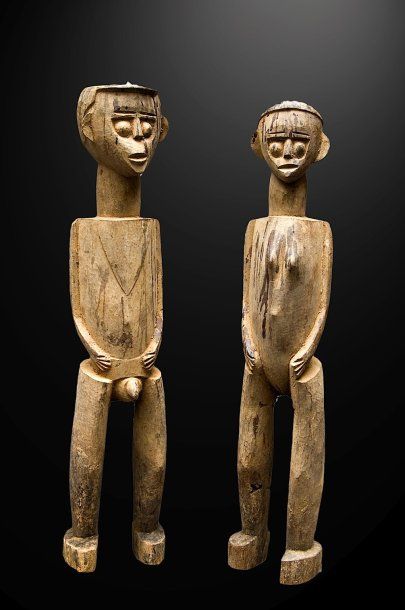 null Lobi Burkina-Faso Rare couple d'ancêtre. Belle taille aux volumes affirmés s'articulant...