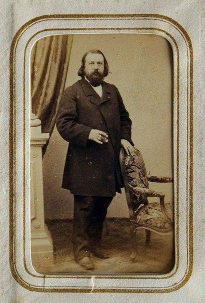 Pierre A. RICHEBOURG (1810-1875) Théophile Gautier. Tirage albuminé c. 1860.10 x...