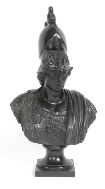 null BUSTE de Minerve en bronze à patine noire d'après l'antique. H. 47 cm
