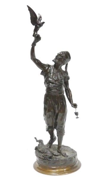 null Pierre-Jules MÈNE (1810-1879) Fauconnier arabe, un lièvre à ses pieds. Bronze...