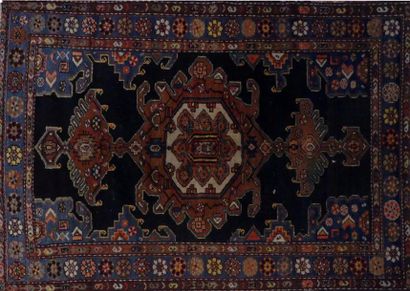 Ancien KURDE, Caucase, en laine, à décor...