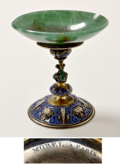 null Jean Valentin MOREL (1794-1860) COUPE en argent doré et émaillé, la coupe ovale...