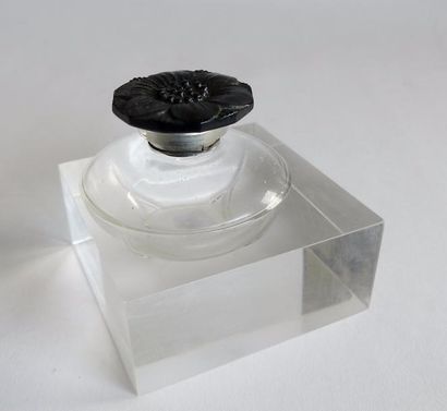 null Caron - "Le Narcisse Noir" - (1911) - flacon modèle "encrier à 4 griffes" en...