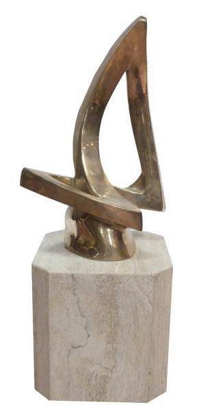 null Alexander GROSMAN (1944) Voile. Sculpture en bronze doré, le socle octogonal...
