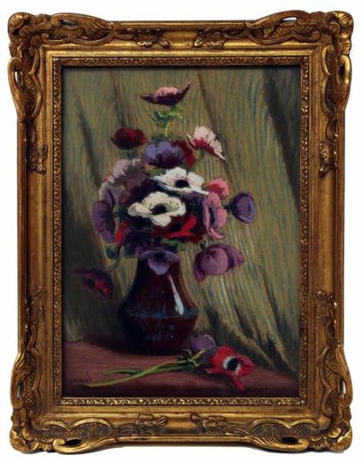 null Mathurin JANSSAUD (1857-1940) Anémones dans un vase. Pastel signé en bas à droite....