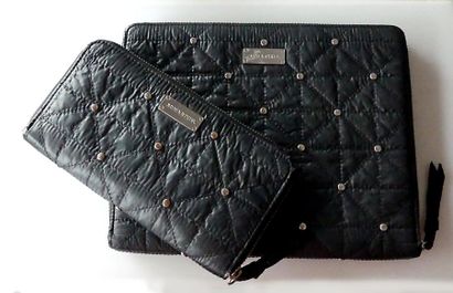 null Sonia RYKIEL. ETUI à tablette et PORTE FEUILLE coordonné en toile noire et rivets...