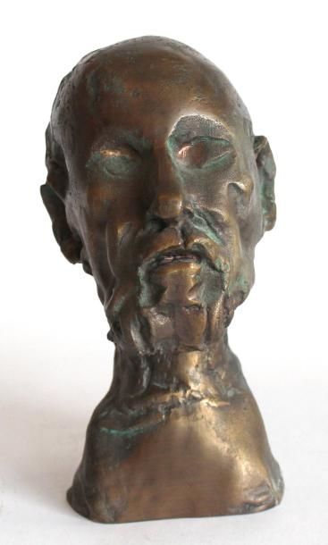 null Jean ROULLAND (1931) Buste d’Hippocrate. Epreuve en multiple en bronze, numérotée...