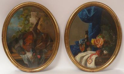 null Ecole française du XIXe siècle. Deux pastels entoilés à vue ovale formant pendant,...