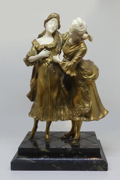 null Théophile François SOMME (1871-1952) Couple de femme. Sculpture chryséléphantine...