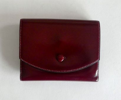 null HERMES Paris. PORTE FEUILLE porte monnaie en box bordeaux. Etat neuf