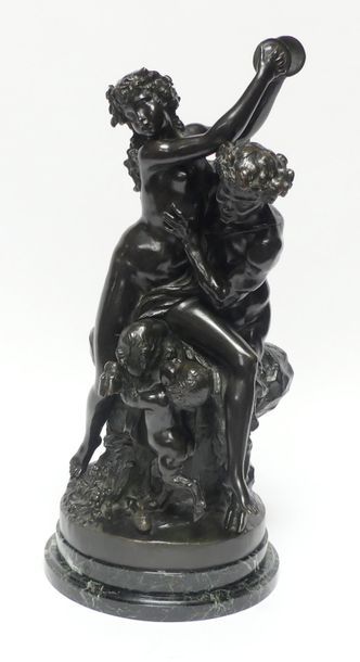 null CLODION (1738-1814) (d'après). Bacchante aux cymbales et satyre. Bronze à patine...