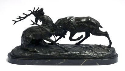null Thomas François CARTIER (1879-1943). Combat de cerfs. Epreuve en bronze à patine...