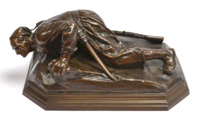 null Clément DENIS (?-c.1870) Zouave en embuscade. Bronze à patine brune signée,...