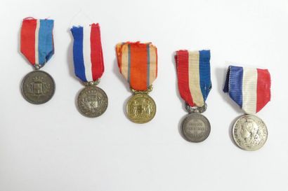 null Lot de 5 médailles: Société sauveteurs de Toilon; du Midi; du Dernier Adieu;...