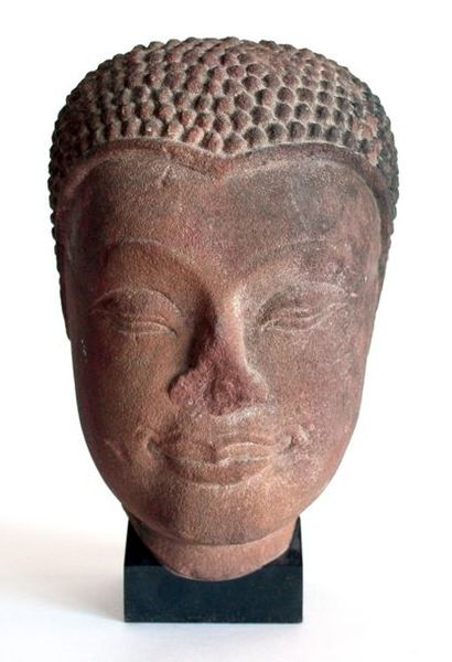 null SIAM, Royaume d'Ayutthaya, XVIe-XVIIe siècle. TETE de BOUDDHA en grès rouge,...