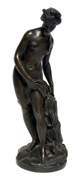 null Etienne Maurice FALCONET (1716-1791) (d'après), Baigneuse. Sculpture en bronze...