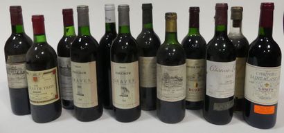 null Douze bouteilles dont CHATEAU SAINT ROBERT 1991, CHATEAU LARROC 1999, CHATEAU...