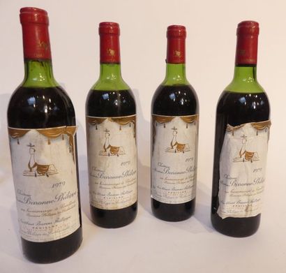 null Quatre bouteilles CHATEAU MOUTON BARONNE PHILIPPE, 1979, niveaux LB et HE (étiquettes...