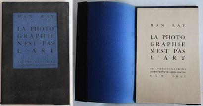 null MAN RAY (1890-1976) La Photographie n'est pas l'art. Douze photographies. Avant-propos...