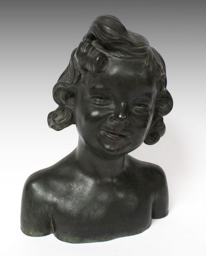 null Oscar EISHACKER (1881-1961) Buste d’enfant. Bronze à patine brune, fonte RUDIER,...