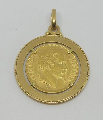 null PIECE de 20 francs or Napoléon"on III montée en pendentif. Poids 9,9 g