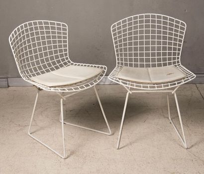 null Harry BERTOIA (1915-1978) - Edition Knoll International
Paire de chaises modèle...