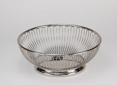 null ALESSI. Stainless steel fruit basket. Edition Alessi, Italian work. Diam: 20,...