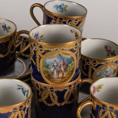 null Complete service in Sèvres porcelain, including twelve cups and saucers entirely...