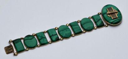 null Cuff bracelet made of rectangular and oval malachite plates, the setting is...