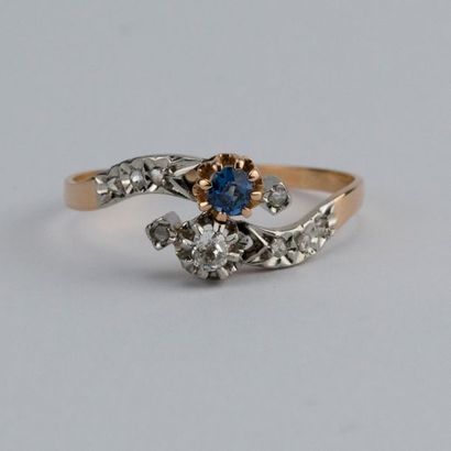 Antique Toi et Moi ring, 18-carat (750 thousandths)...