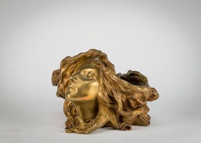 null Léon Noël DELAGRANGE (1872-1910). Decorative element in gilded bronze, female...