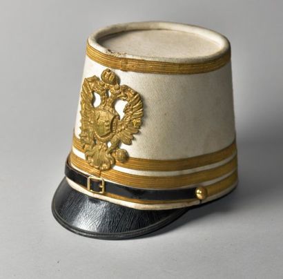 null Deux coiffures miniatures :
-Shako de marin de la garde impériale
-Shako d’officier...