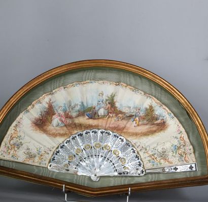 null Fan late 18th century early 19th century, mother-of-pearl strands decorated...