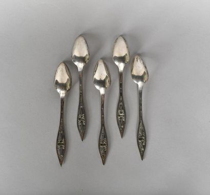 null RECTIFICATIVE // Suite of five silver plated metal spoons, the spatula openwork...