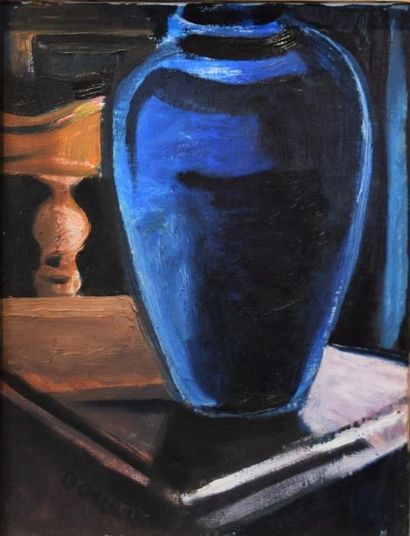 null Marie-Thérèse BOURRAT (née en 1938). Nature morte au vase bleu. Huile sur toile...