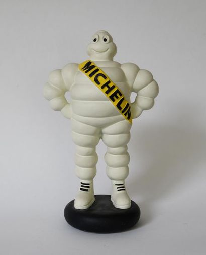null Bibendum Michelin en composition 
H : 34 cm.