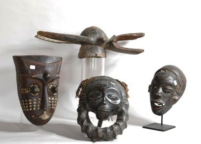 null NIGERIA – CONGO 

Lot comprenant deux masques de style MAMA et IDOMA et deux...