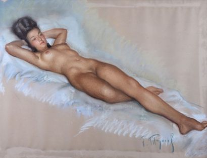 null Fernand MAJOREL (1898-1965)

Reclining Nude

Pastel, signed lower right

64...
