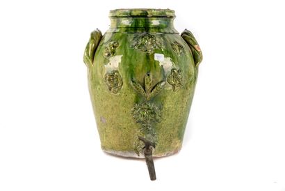null 
Cliousclat (Drôme), 19th century




Green glazed earthenware fountain decorated...