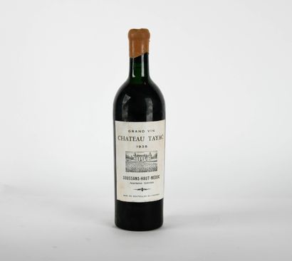 null CHÂTEAU TAYAC.
Vintage 1938. 
One bottle, E. 
Three tiny tears at the bottom...