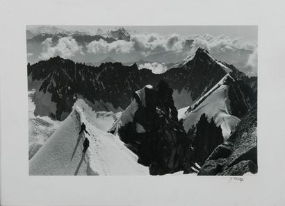 null Georges II TAIRRAZ (1900-1975)
Panorama of Switzerland, circa 1940
Vintage silver...