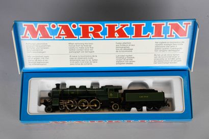 null MARKLIN.
Steam Locomotive with Tender
S3/6 green steam type 231, HO.
Reference...