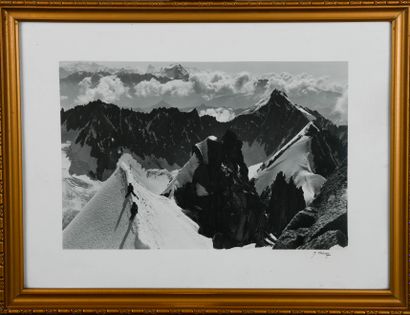 null Georges II TAIRRAZ (1900-1975)
Panorama of Switzerland, circa 1940
Vintage silver...