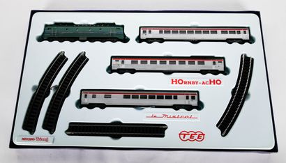 null MECCANO-Triang HOrnby-acHO. 
Le Mistral set complete with its CC7121 electric...