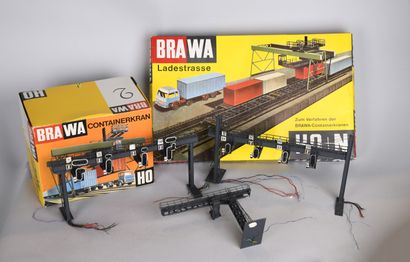 null BRAWA.
Container carrier with HO exchanger.
Condition as new.
In two boxes,...